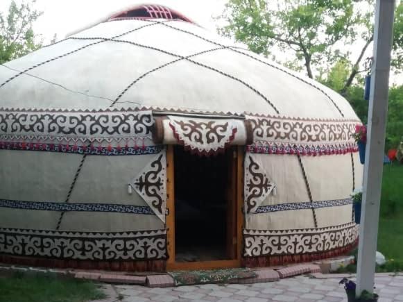 Guesthouse Kishimzhan Talas Extérieur photo